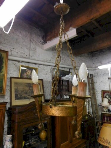 LUSTRE EN FER FORGE DORE 3 AMPOULES N14
