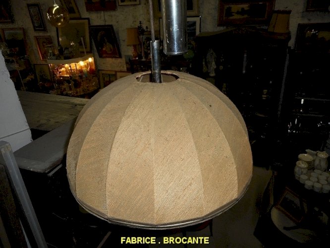 LUSTRE MONTE ET BAISSE DES ANNEES 1970 N 19