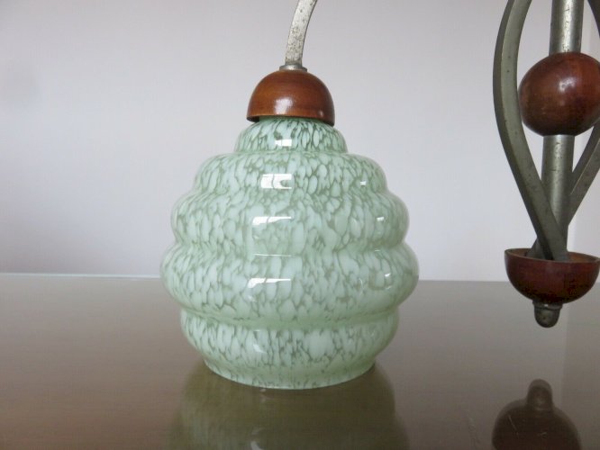 LUSTRE, SUSPENSION ART DECO VERRE DE CLICHY, BRONZE ARGENTE ET BOIS ANNEES 30 40