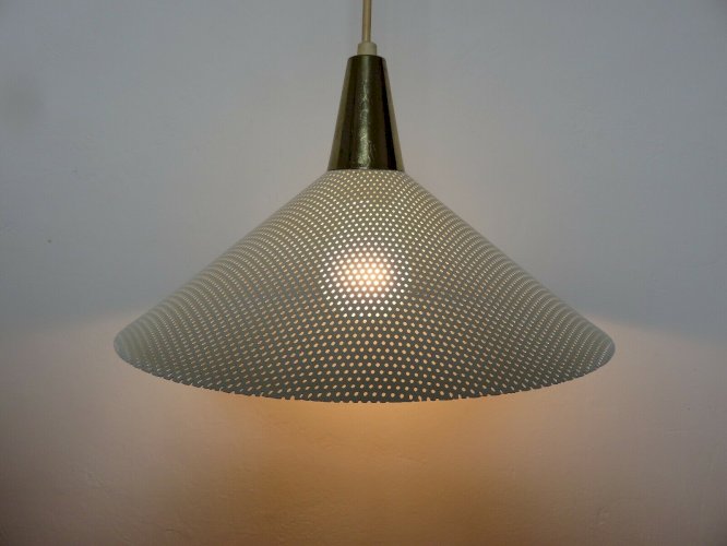 LUSTRE, SUSPENSION EN METAL PERFORE ET LAITON ANNEES 60 70 VINTAGE