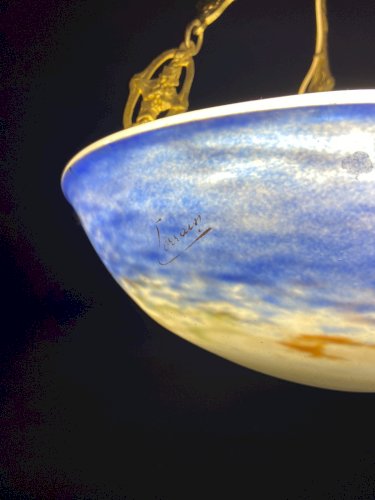 Lustre suspension vasque Art Déco en pâte de verre signée Lorrain