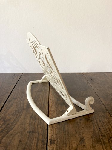 Lutrin en fonte émaillée