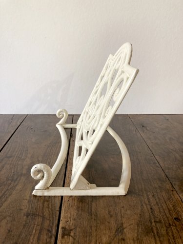 Lutrin en fonte émaillée