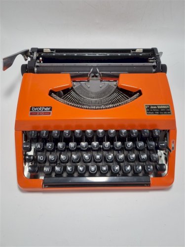 Machine à écrire de Brother 210