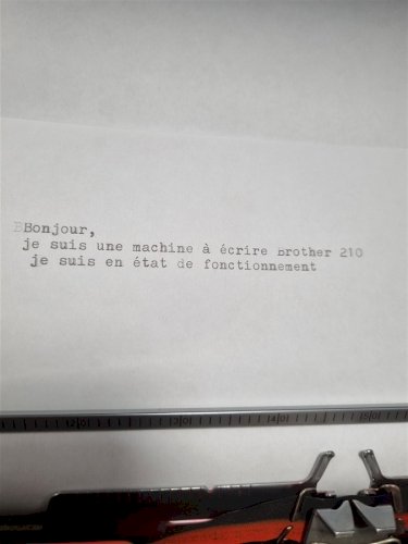 Machine à écrire de Brother 210