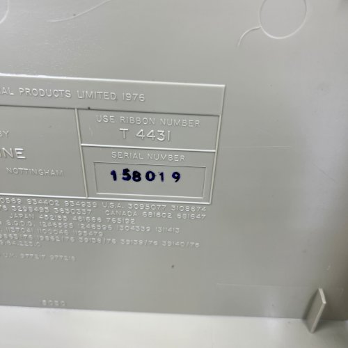 Machine à écrire  petite