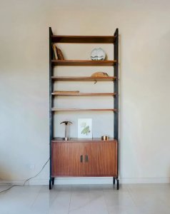 Madeleine, la bibliothèque en bois N°78