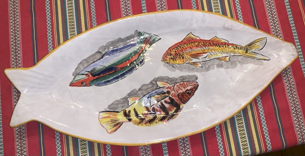 Magnifique grand plat à poisson en céramique signé Brescon Martigues