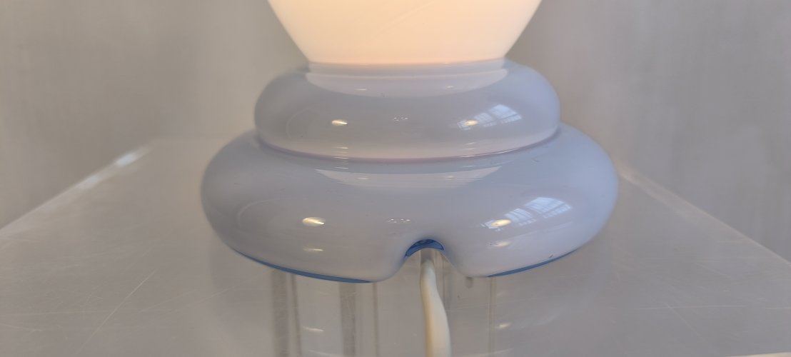 ?✨ Magnifique Grande lampe vintage en Verre de Bohême bleu opalin — signée Tchécoslovaquie — années 60/70 ✨?