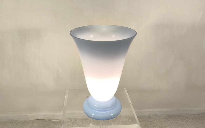 ?✨ Magnifique Grande lampe vintage en Verre de Bohême bleu opalin — signée Tchécoslovaquie — années 60/70 ✨?