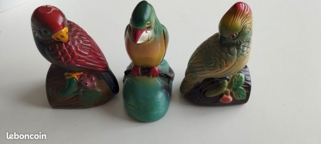 magnifique lot taille crayons perroquet ancien