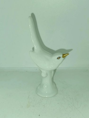 Magnifique petit oiseau en porcelaine blanche marque Hollohaza hongrie en bon etat