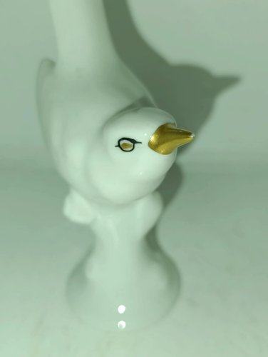 Magnifique petit oiseau en porcelaine blanche marque Hollohaza hongrie en bon etat