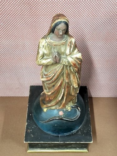 MAGNIFIQUE VIERGE DOREE EN BOIS DU XIX ème SIECLE