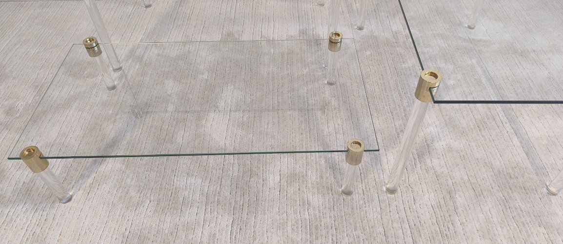 Magnifiques tables basses d’appoint - étagère Charles Hollis Jones en excellent état