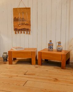 Maïa, the pair of wooden nightstands No. 273