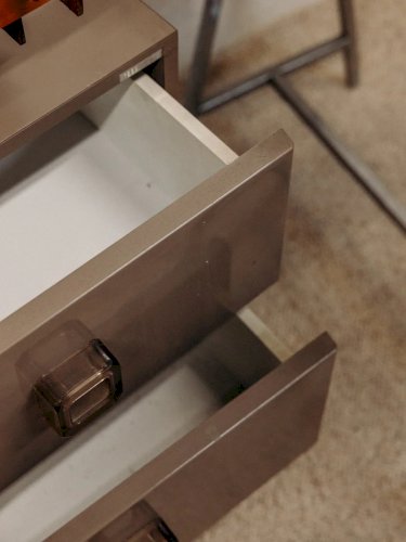 Maïa, la table de chevet Allibert N°261