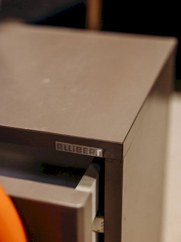 Maïa, la table de chevet Allibert N°261