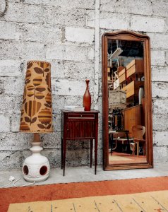 Maïa, the mahogany bedside table No. 217