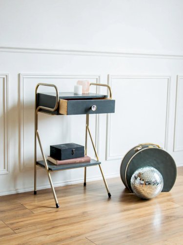 Maïa, la table de chevet en bois N°100