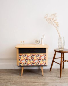 Maïa, the wooden bedside table No. 116