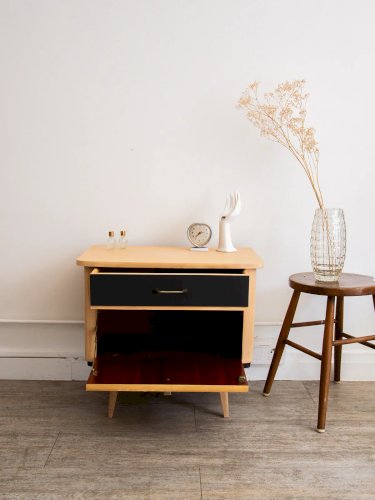 Maïa, la table de chevet en bois N°116