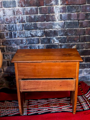 Maïa, la table de chevet en bois N°254