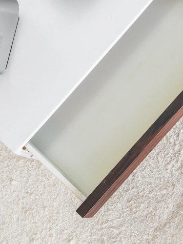 Maïa, la table de chevet en bois N°84