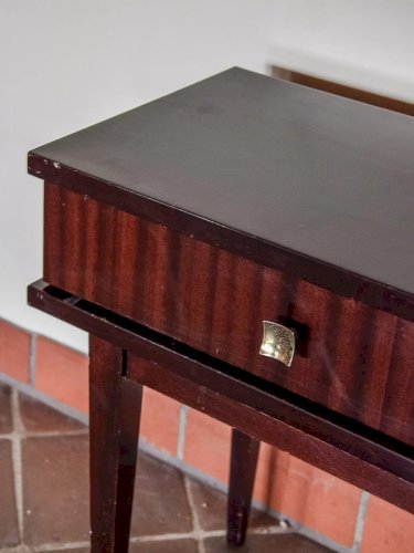 Maïa, la table de chevet en bois N°95