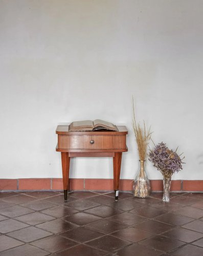 Maïa, la table de chevet en bois N°97