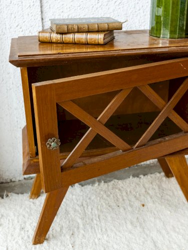 Maïa, la table de chevet N°107