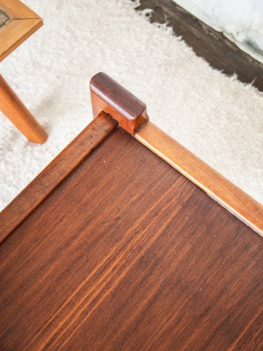 Maïa, la table de chevet N°83