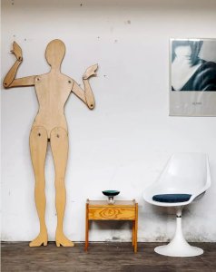 Maïa, la table de chevet seventies N°5