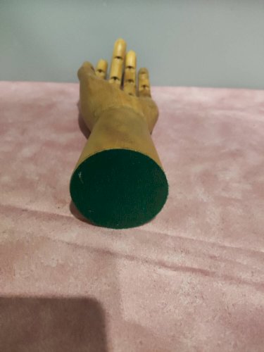 Main articulée en bois pour le dessin