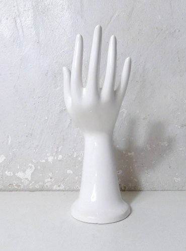 main blanche en céramique vintage baguier soliflore support à bijoux