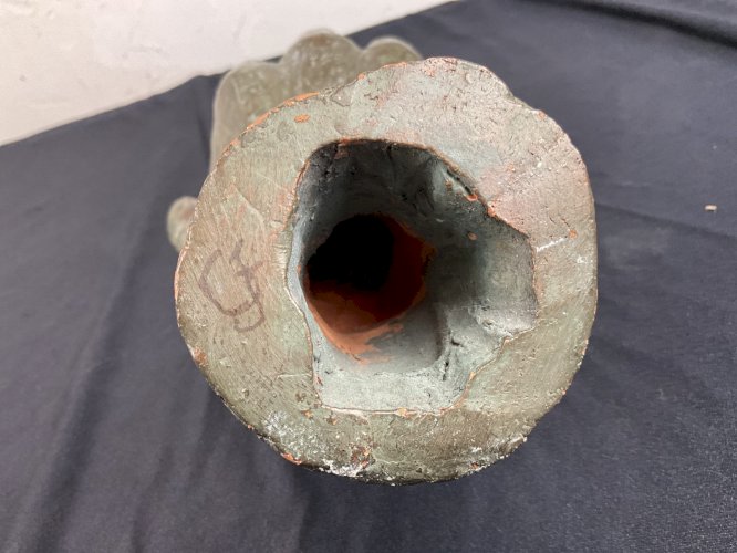 Main en terre cuite patine bronze DLG Jean Marais