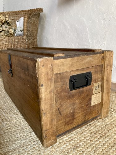 Malle de voyage en bois, années 1930