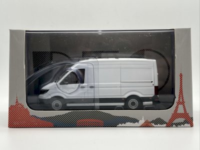 Man TGE L2H2 1/43 Odeon