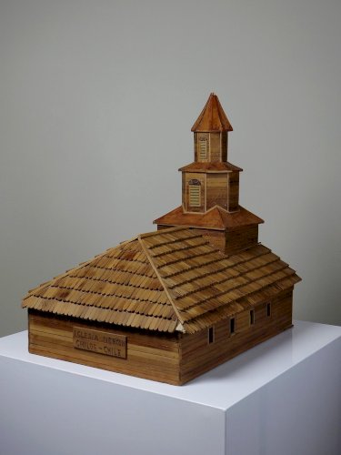 Maquette d'église en bois vintage années 50-70 "Iglesia Nercon Chiloe Chile"