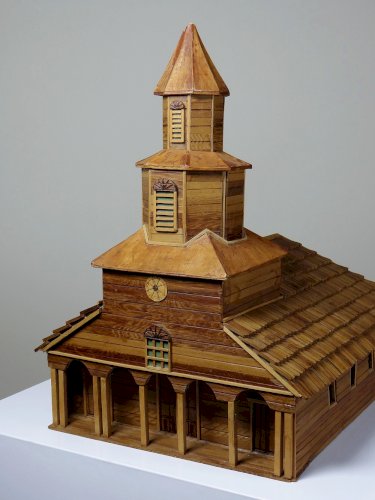 Maquette d'église en bois vintage années 50-70 "Iglesia Nercon Chiloe Chile"