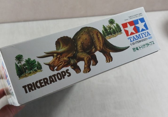 Maquette / Kit dinosaure, Triceratops Eurycephalus, Tamiya 60201, 1/35 ^