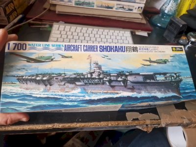 Aircraft carrier model shokaru - Scale 1/700 FUJIMI