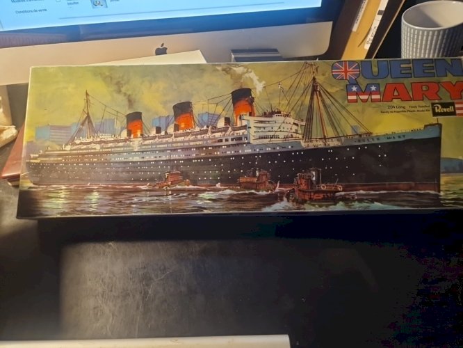 Maquette Revell H-311- non commencée , complete