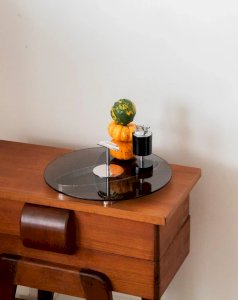 Marcel, the round smoked glass tray N°118