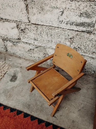 Marcus, le fauteuil pour enfant en bois N°40