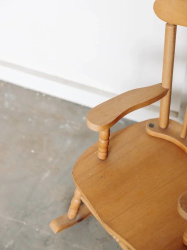 Marcus, le rocking chair pour enfant en bois N°22