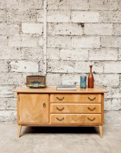 Margaret, the wooden sideboard No. 182