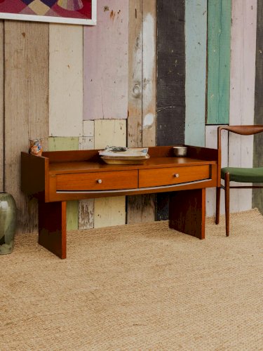 Margaret, l'enfilade en bois N°359