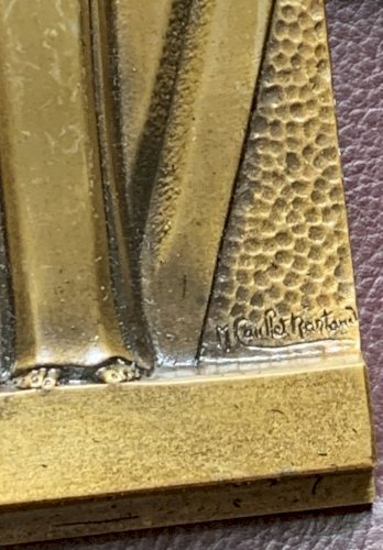 Maria Caullet Nantard bas relief bronze doré Christ roi art déco