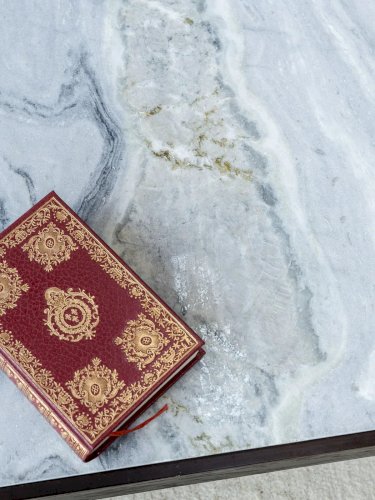 Marie-Pierre, la table basse en marbre N°48
